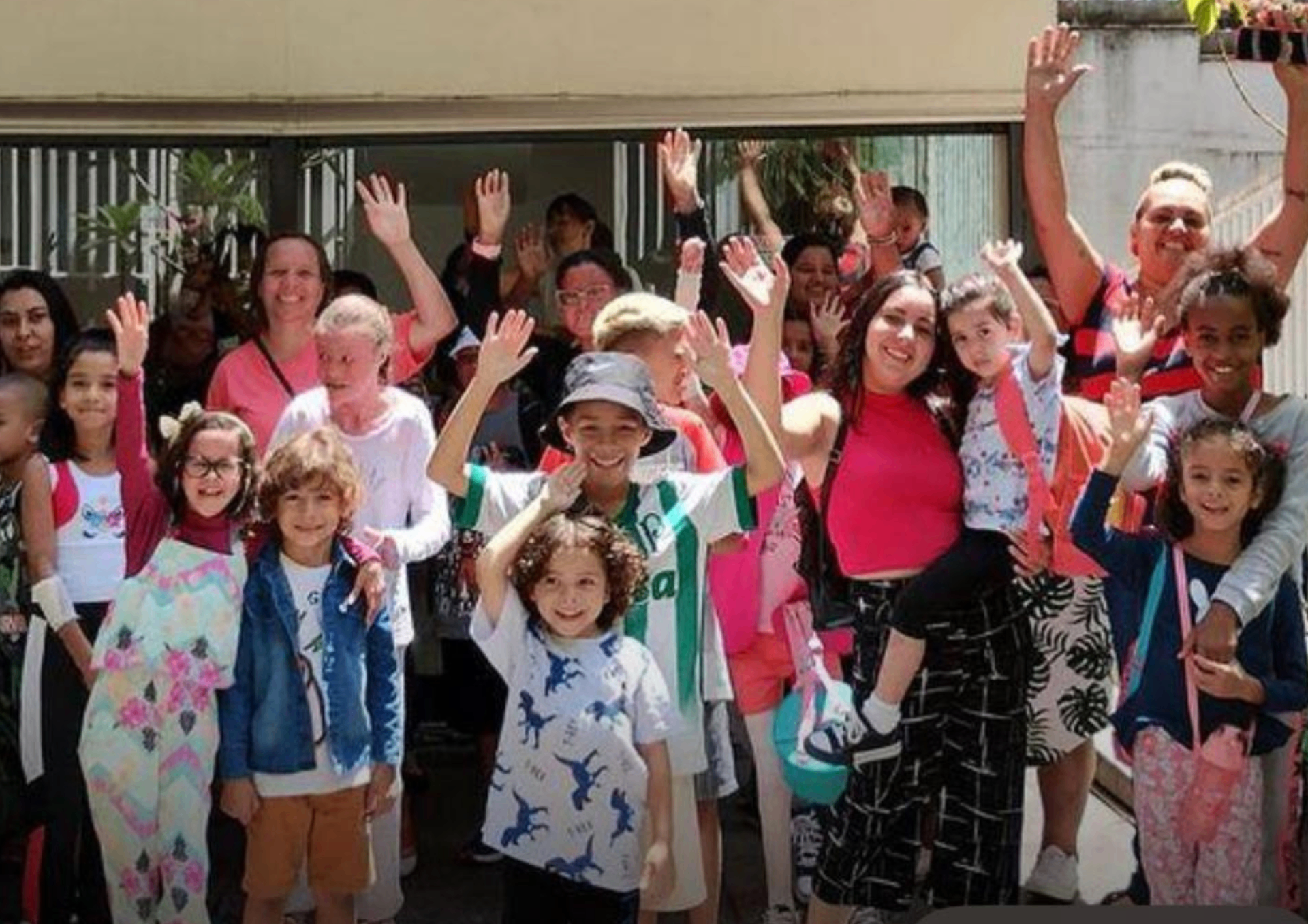 Casa Santa Teresinha — assistidos e equipe
